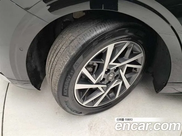 Hyundai Grandeur GN7 — Фото автомобиля 20