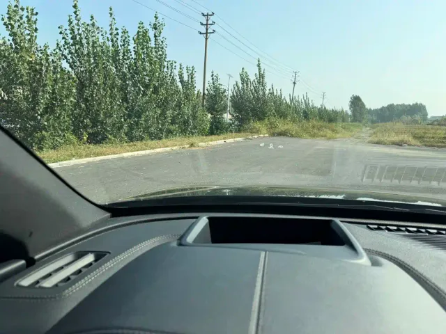 BYD Tang — Фото автомобиля 5