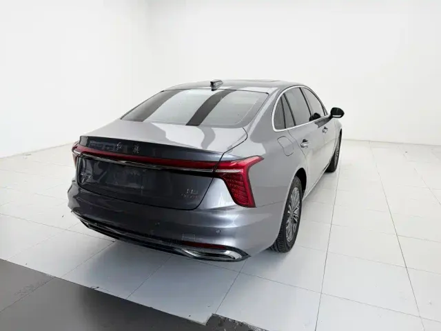 Hongqi H5 — Фото автомобиля 7