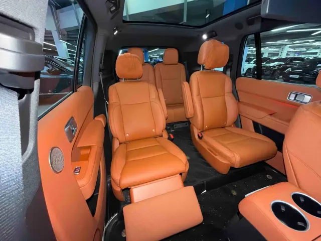 Li Auto L9 — Фото автомобиля 12