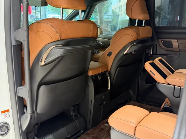 Toyota Vellfire — Фото автомобиля 14