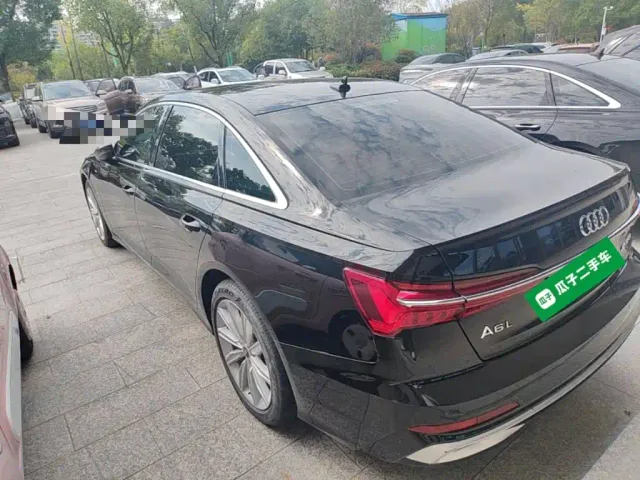 Audi A6L — Фото автомобиля 4