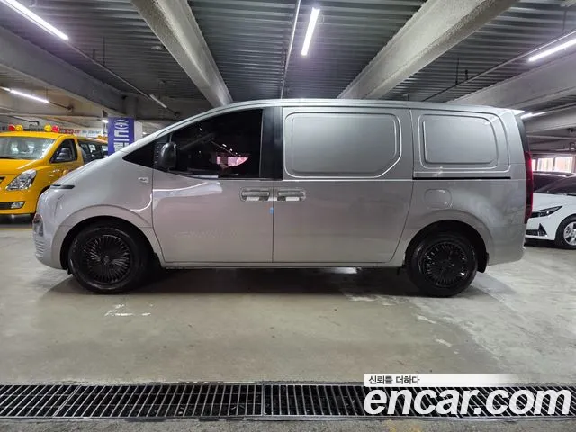 Hyundai Staria — Фото автомобиля 20