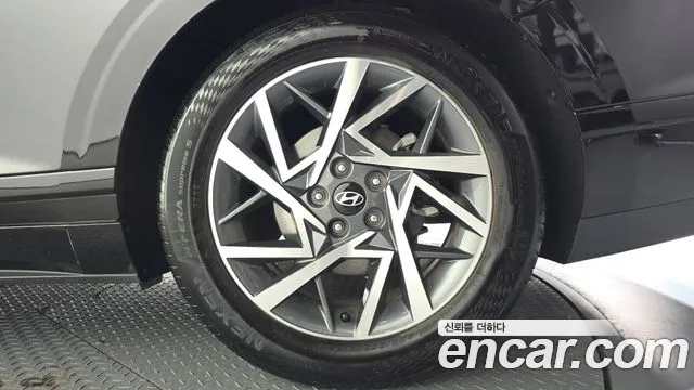 Hyundai Grandeur GN7 — Фото автомобиля 6