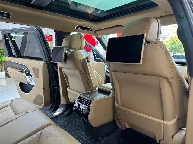 Land Rover Range Rover — Фото автомобиля 12