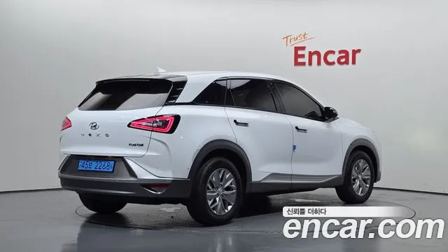 Hyundai Nexo Nexo Premium — Фото автомобиля 2