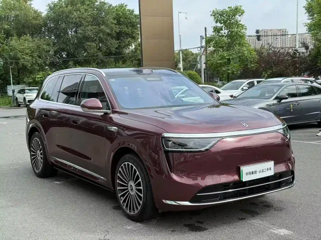 Aito M8 — Фото автомобиля 3