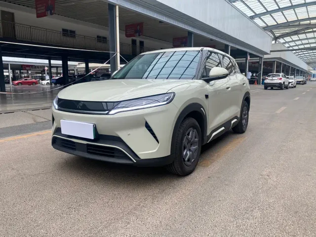 Фотография автомобиля — BYD Yuan UP