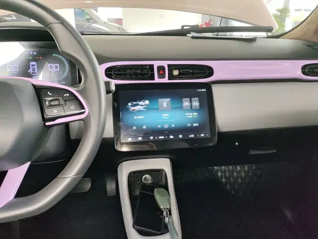 Leapmotor T03 — Фото автомобиля 12
