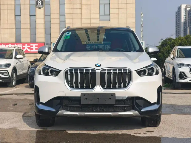 BMW X1 — Фото автомобиля 2
