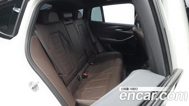 BMW X4 xDrive20i M Sport — Фото автомобиля 11