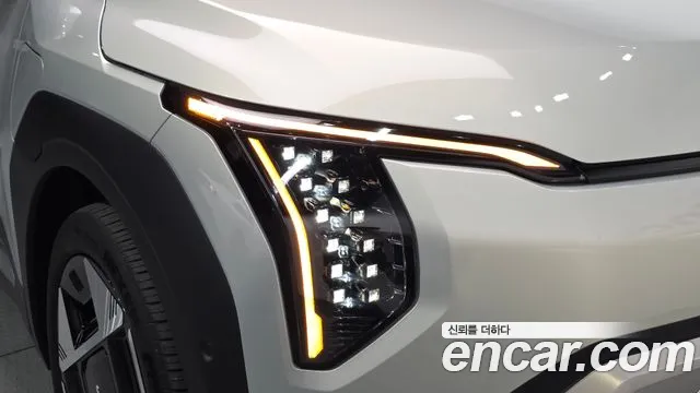 Kia EV3 — Фото автомобиля 7