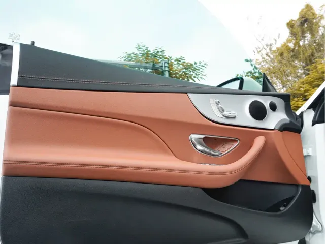 Mercedes-Benz E-Class — Фото автомобиля 11