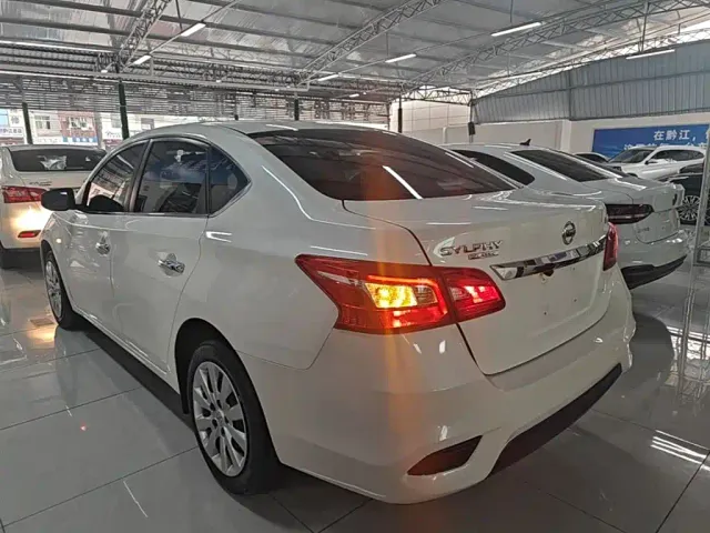Nissan Sylphy — Фото автомобиля 4