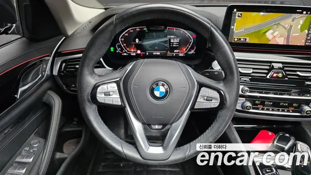 BMW 5-Series — Фото автомобиля 14