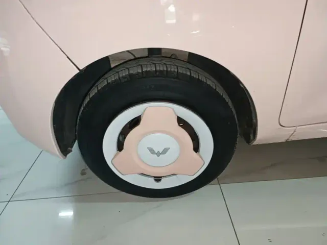 Wuling Hongguang Mini EV — Фото автомобиля 22