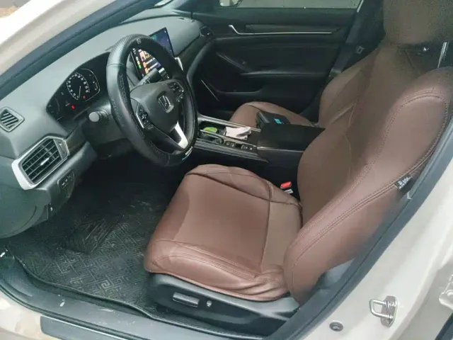 Honda Inspire 2022 260TURBO Deluxe Edition — Фото автомобиля 11