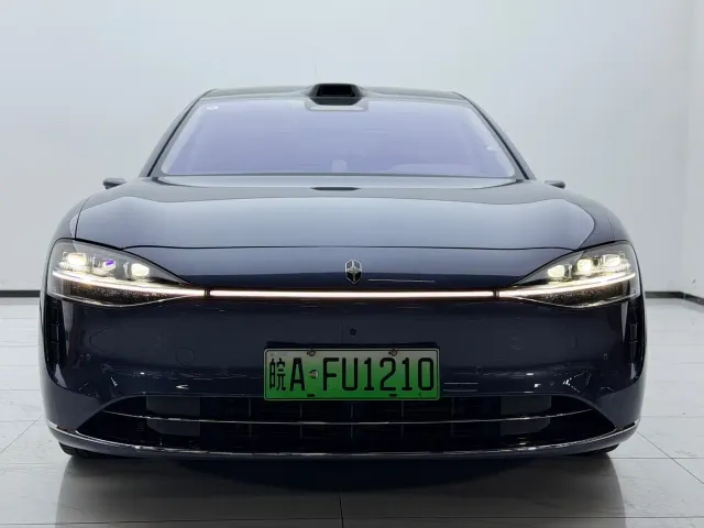 Stelato S9 — Фото автомобиля 3