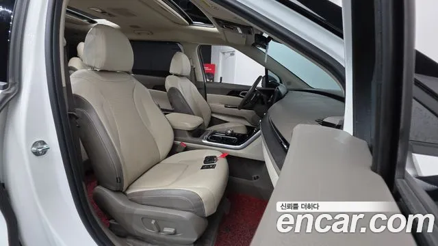 Kia Canival Carnival 4 поколение 7 мест Signature — Фото автомобиля 10