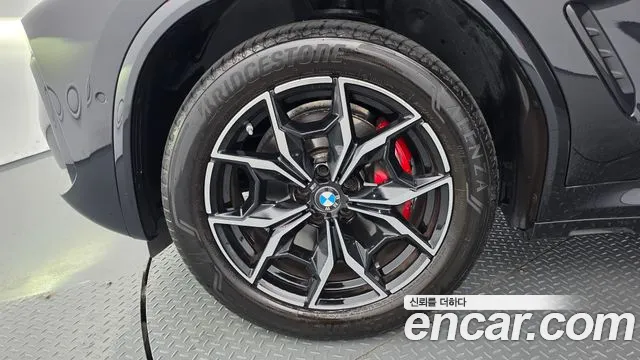 BMW X4 xDrive20i M Sport Pro — Фото автомобиля 5