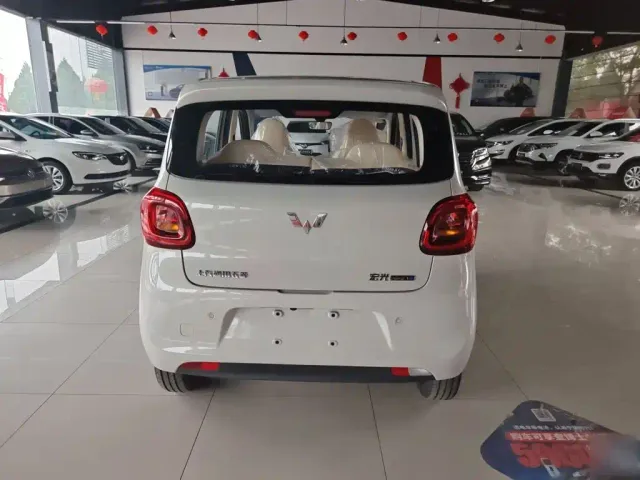 Wuling Hongguang Mini EV — Фото автомобиля 10