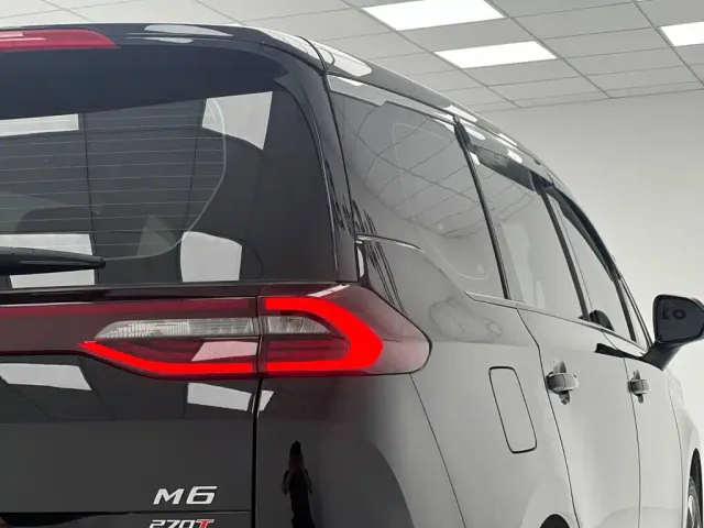GAC Trumpchi M6 — Фото автомобиля 9