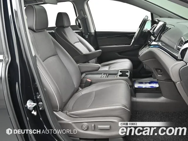 Honda Odyssey — Фото автомобиля 15
