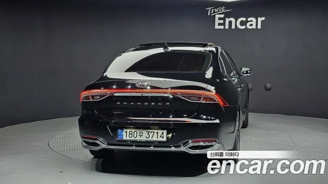 Hyundai Grandeur Новый Grandeur IG — Фото автомобиля 4
