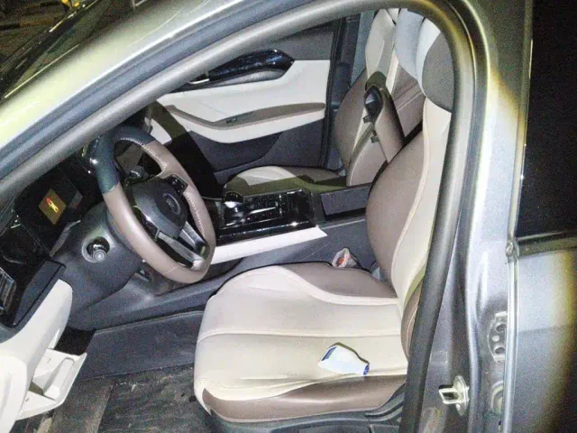 BYD Qin PLUS — Фото автомобиля 16