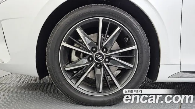 Hyundai Grandeur New — Фото автомобиля 5