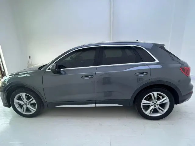 Audi Q3 — Фото автомобиля 8