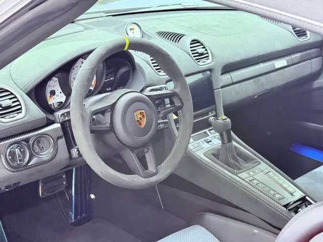 Porsche 718 — Фото автомобиля 8