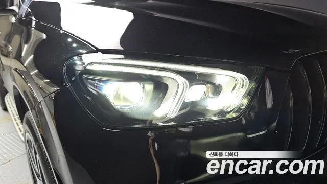 Mercedes-Benz GLE-Class — Фото автомобиля 14