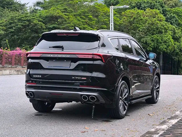 Jetour X70 Plus — Фото автомобиля 4