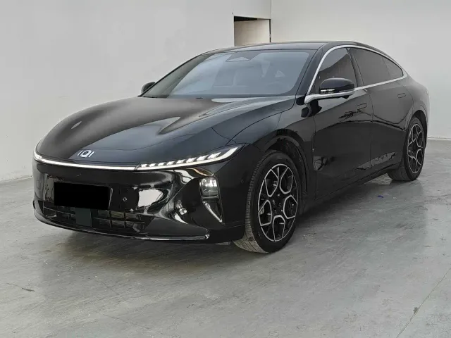 Фотография автомобиля — Changan Qiyuan A07