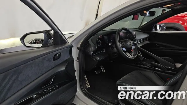Hyundai Avante CN7 — Фото автомобиля 10