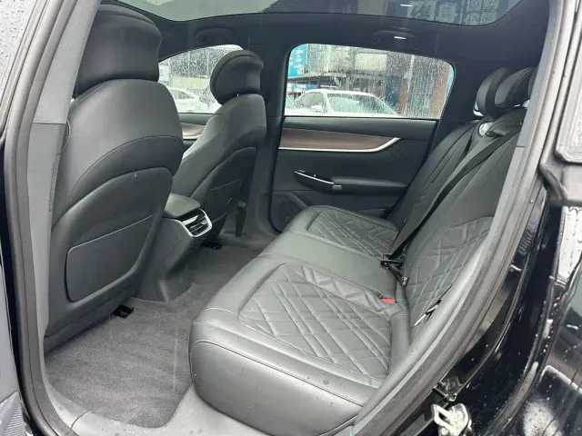 Changan Qiyuan A07 — Фото автомобиля 13