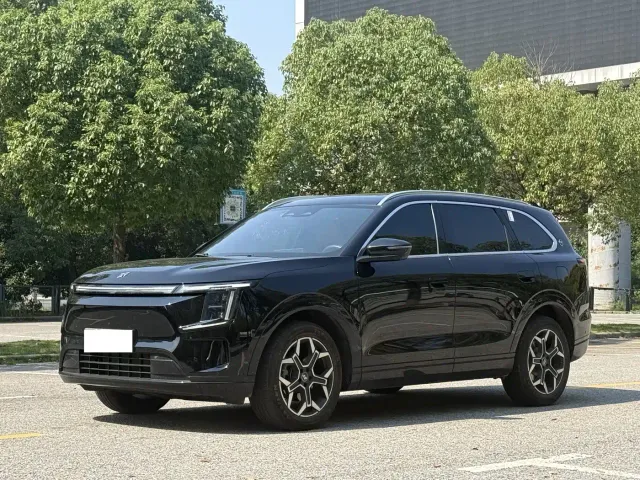 Фотография автомобиля — Jetour Shanhai L7 Plus