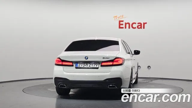 BMW 5-Series — Фото автомобиля 3