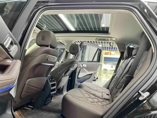 BMW X5 — Фото автомобиля 7