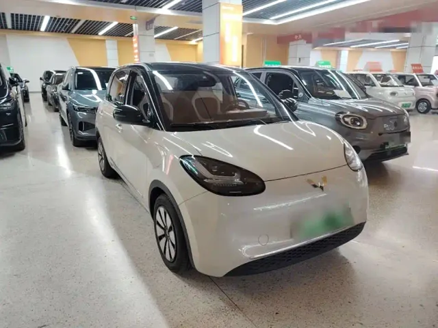 Wuling Bingo — Фото автомобиля 21