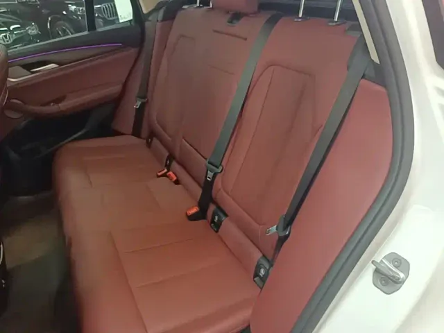 BMW X3 — Фото автомобиля 16