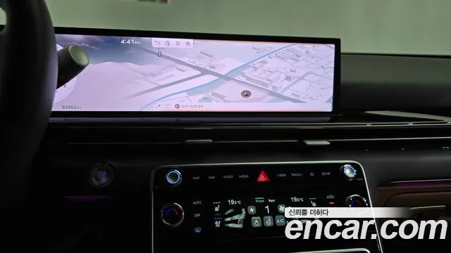 Genesis GV80 — Фото автомобиля 18