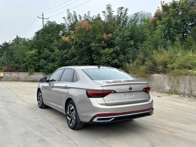 Volkswagen Sagitar — Фото автомобиля 8