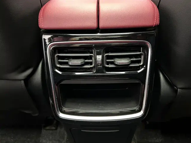 Jetour X70 Plus — Фото автомобиля 16