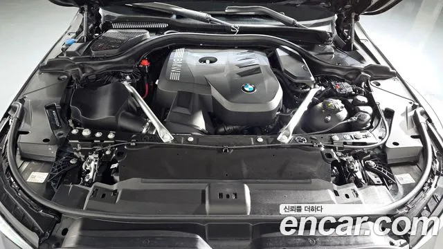 BMW 5 Series G60 — Фото автомобиля 9