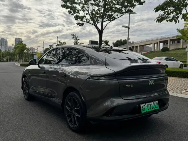 IM Motors LS6 — Фото автомобиля 7