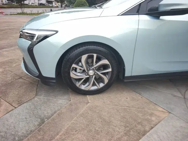 Buick Velite 6 — Фото автомобиля 22