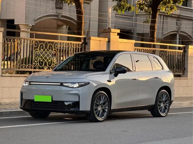 Фотография автомобиля — Leapmotor C10