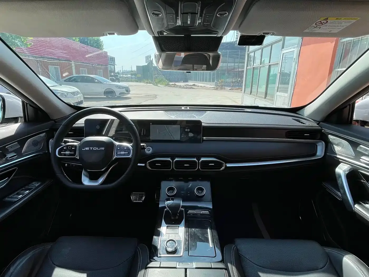 Jetour Jetour X70 2021 Zhuge 1.6T DCT Strategist 5-Seater — Фото автомобиля 8